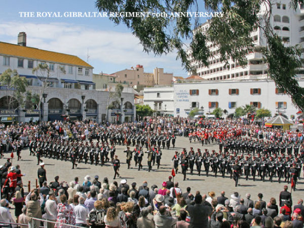 Casemates square during soldier parade image